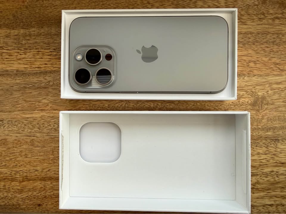 iPhone 15 Pro – 128GB – Natural Titanium (Unlocked)