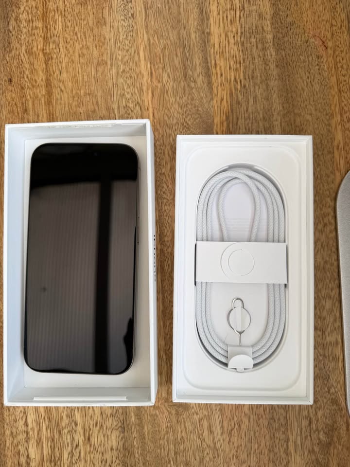 iPhone 15 Pro – 128GB – Natural Titanium (Unlocked)