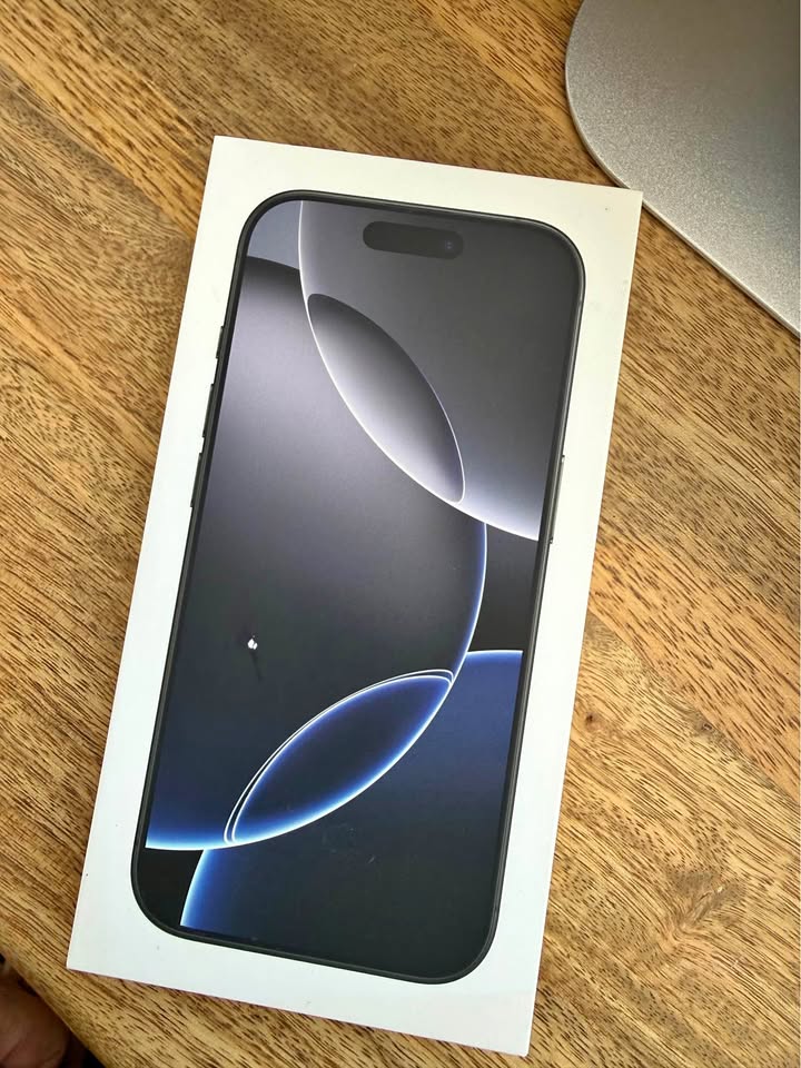 iPhone 15 Pro – 128GB – Natural Titanium (Unlocked)